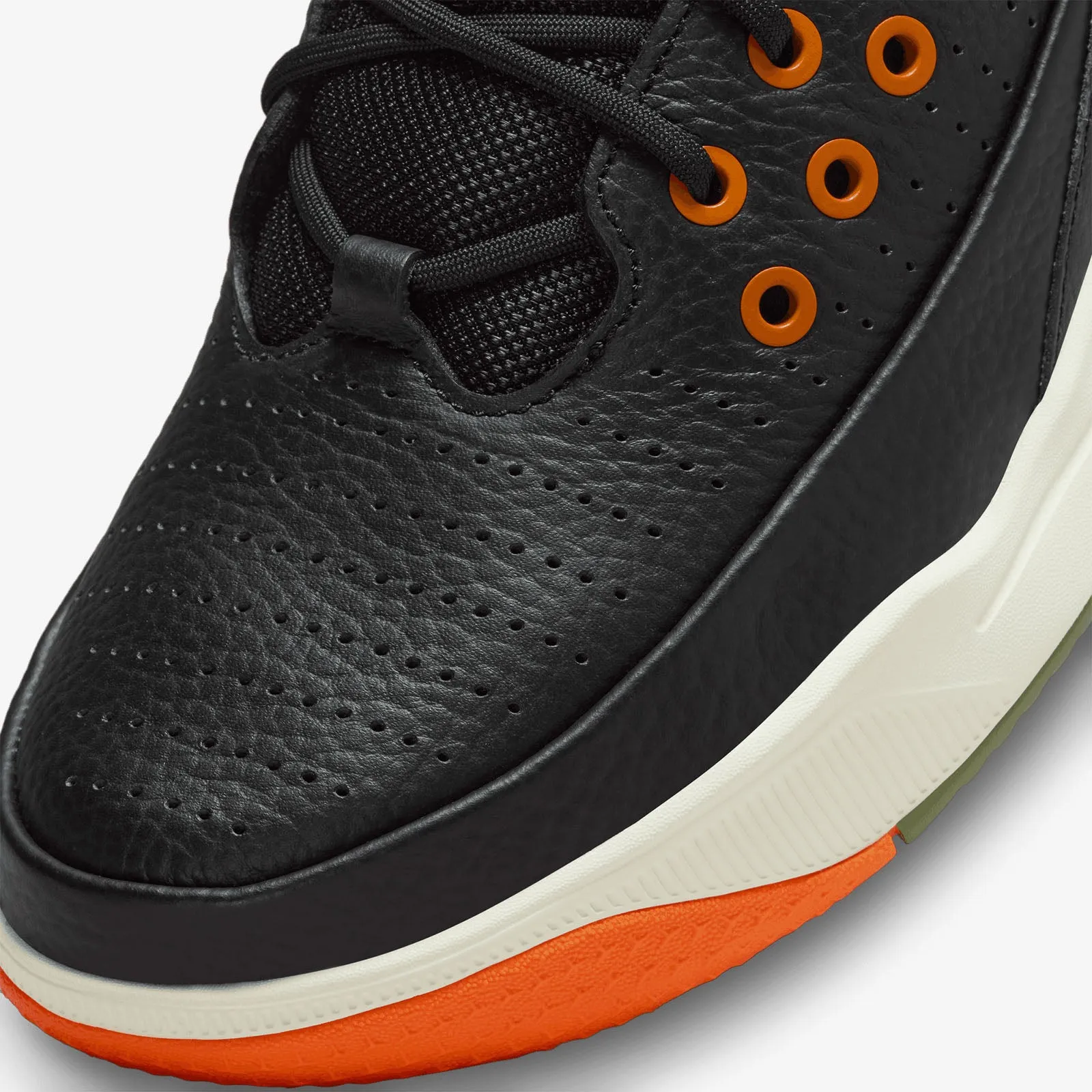 Jordan Max Aura 5 - Black/Sky Olive/Bright Mandarin