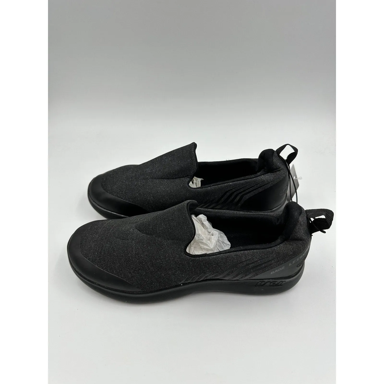 Women's Size 8, Black Slip-on Loafers Style Sneakers